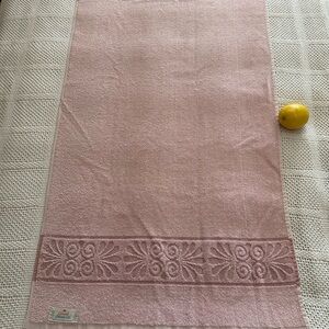 Cannon Monticello - Vintage Dusty Rose Bath Towel
